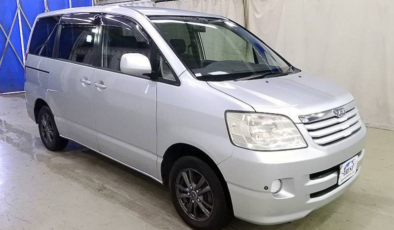 TOYOTA NOAH, 2003 complet