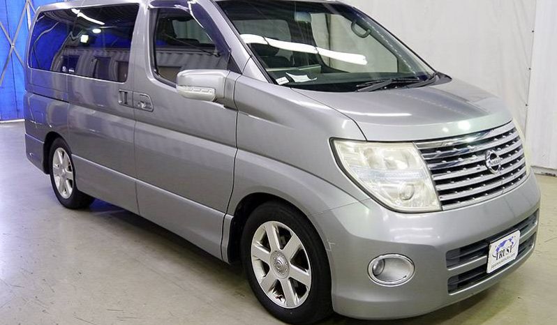 NISSAN ELGRAND, 2004 complet