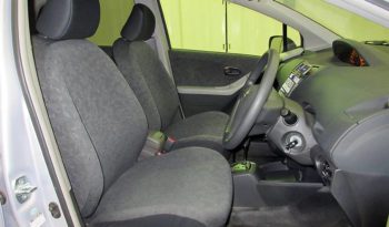 TOYOTA VITZ (YARIS), 2009 complet