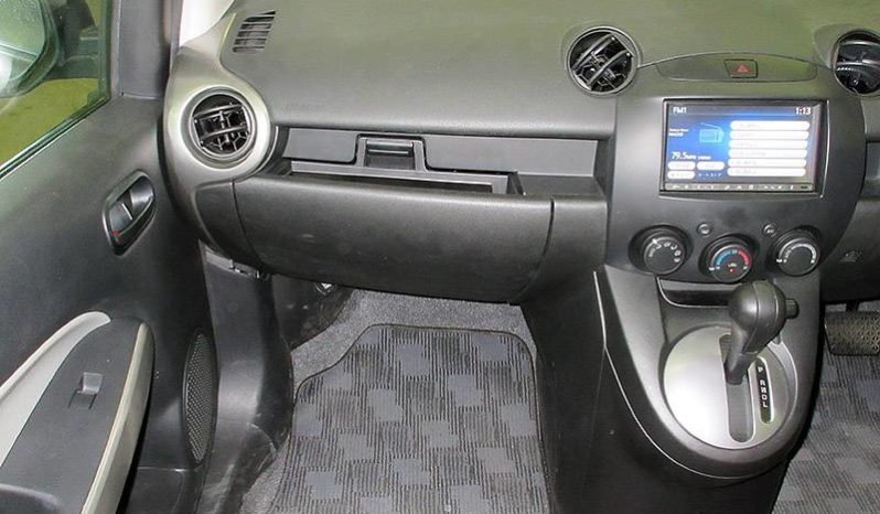 MAZDA DEMIO (MAZDA2/121), 2008 complet