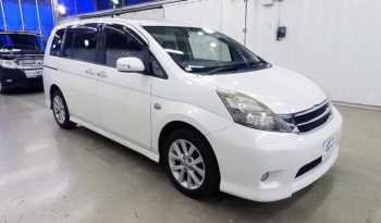 TOYOTA ISIS, 2009 complet