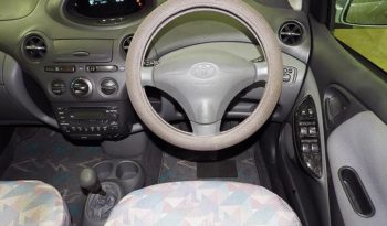 TOYOTA VITZ (YARIS), 2000 complet