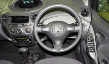 TOYOTA VITZ (YARIS), 2002 complet